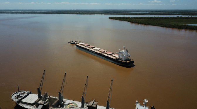 Horas clave en una licitación estratégica para el agro: se abren los sobres con el futuro de la hidrovía