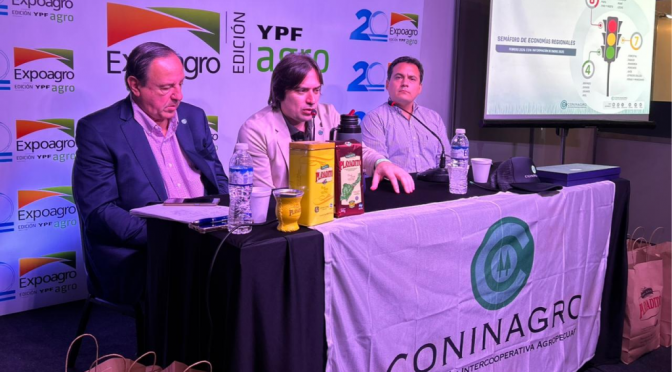 Un semáforo que frena casi todo: la luz roja de las economías regionales se encendió también en Expoagro