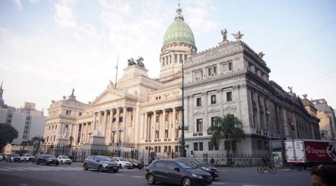 Reforma laboral: desde la agroindustria reclaman contra el “avance judicial” que suspendió la nueva Ley