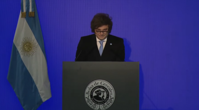 Milei anunció baja de retenciones al trigo y la cebada, y a la soja a partir de enero de 2027